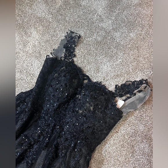 Black Wedding Dress Beaded Black wedding gown Size 10,12 Black Bridal Gown New - Picture 12 of 12